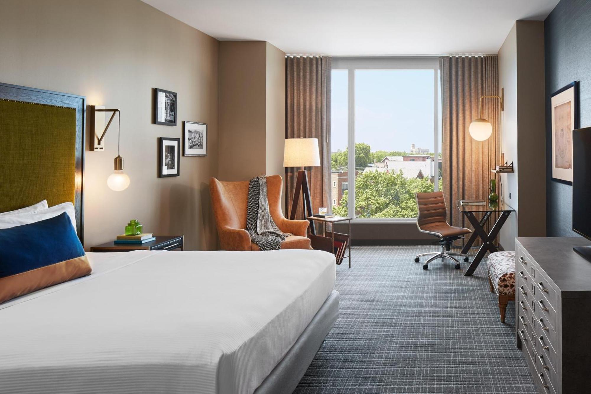 Standard King Room,1585499357:JPEG